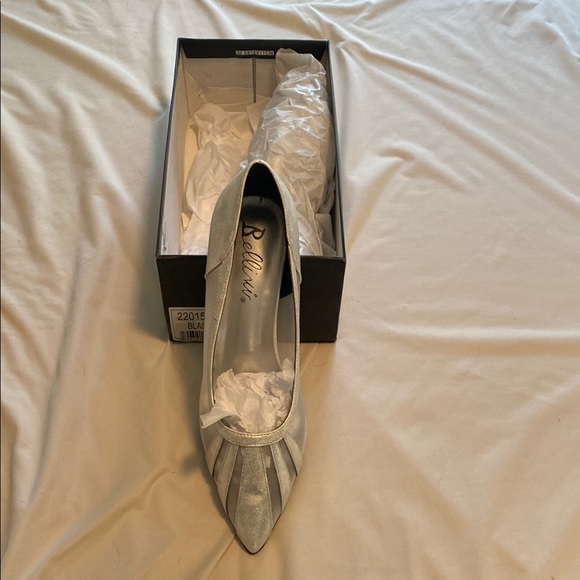 Bellini Shoes - 🌹Bellini NWT Silver Dress Pumps🌹
